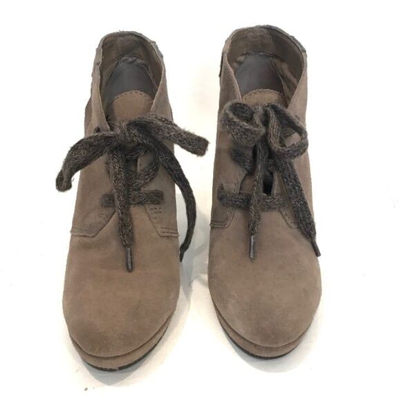 DV Dolce Vita Gael Tan Suede Lace Up Wedge Heel Ankle Boot Bootie - Picture 5 of 8